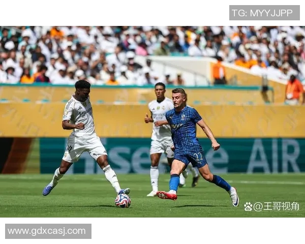 英超精彩对决皇马以3-0战胜国米转会传闻引发全场热议