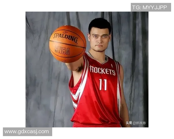 姚明：从篮球场到人生舞台的真正巨人之路与传奇故事