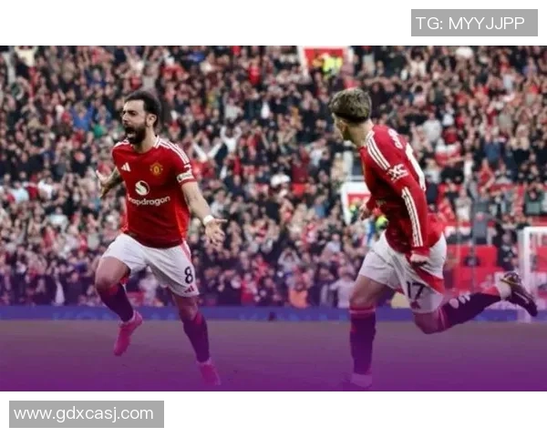 德甲焦点战曼联与本菲卡战平神秘门将神扑瞬间引发全场热议