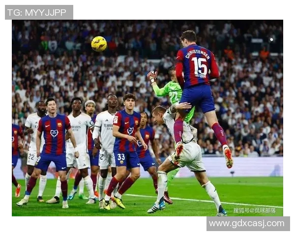 切尔西友谊赛惊险逆转巴萨四比三争议判罚引发全场热议