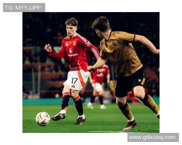 欧联杯精彩对决利物浦3-0战胜AC米兰帽子戏法引发转会热议