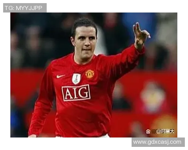 曼城与本菲卡友谊赛激战四三红牌事件引发全场热议与焦点分析