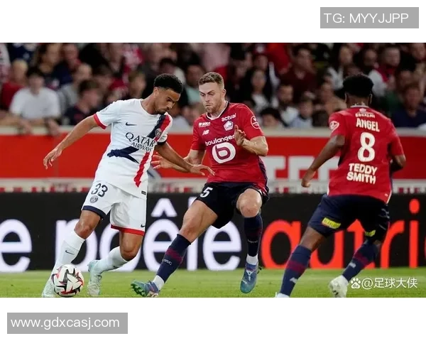 英超激战巴黎圣日耳曼大胜马竞引发全场热议与惊叹集锦回顾