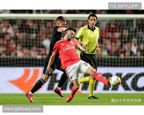 阿森纳与本菲卡友谊赛战平乌龙球成全场焦点引发热议