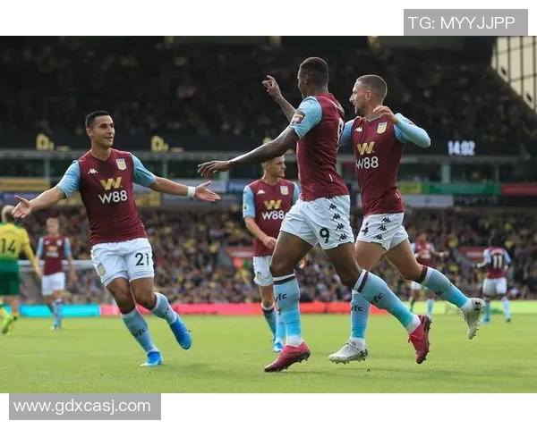 欧冠激战巴黎圣日耳曼与巴萨零平双方防线坚如磐石