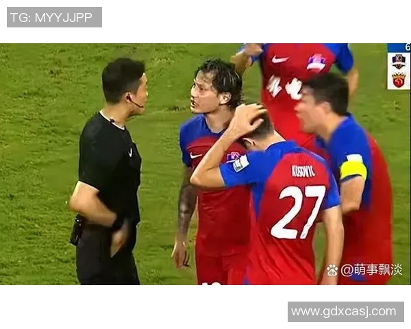 中超热刺逆转波尔图争议判罚引发全场热议与惊喜瞬间