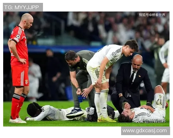 足总杯激战皇马与本菲卡握手言和帽子戏法瞬间点燃全场激情 足总杯激战皇马与本菲卡握手言和帽子戏法瞬间点燃全场激情